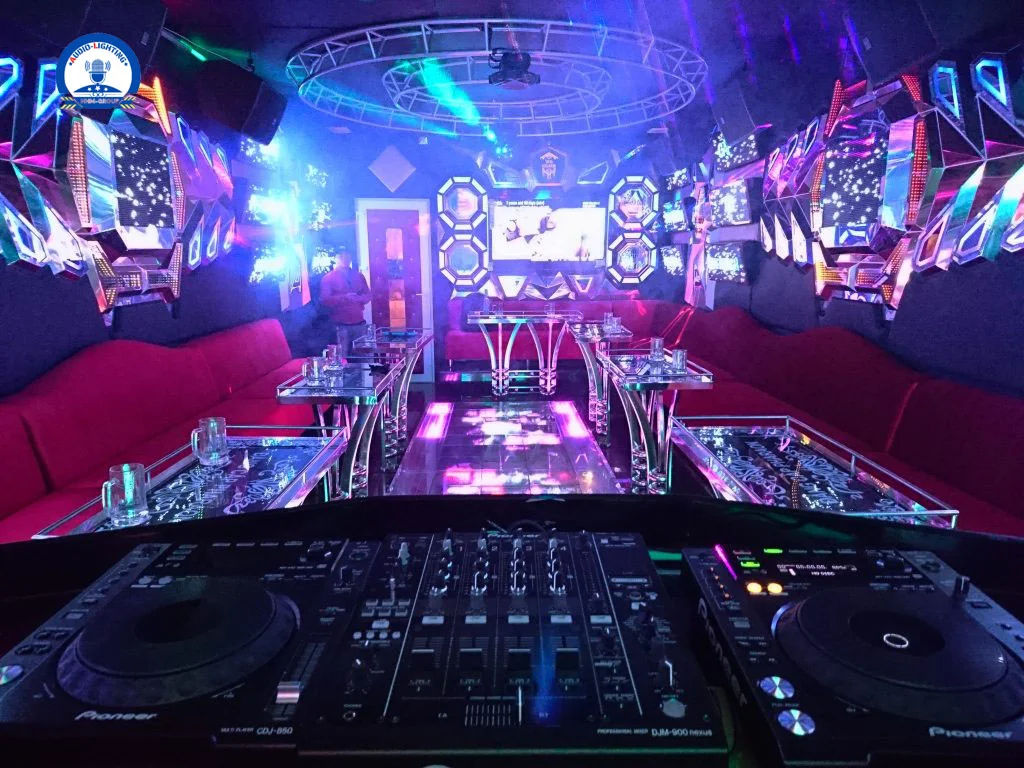 PHÒNG KARAOKE XO CHUẨN BAR-DJ - Huỳnh Hiểu Minh